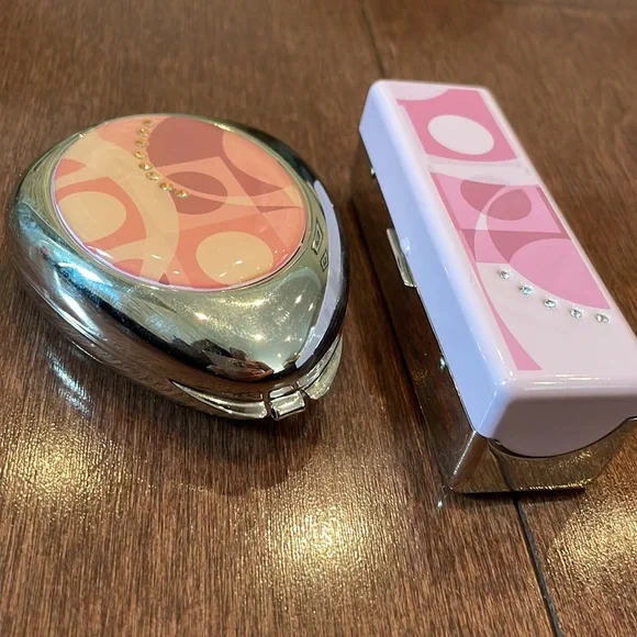 Makeup holders - Picture 2 of 4